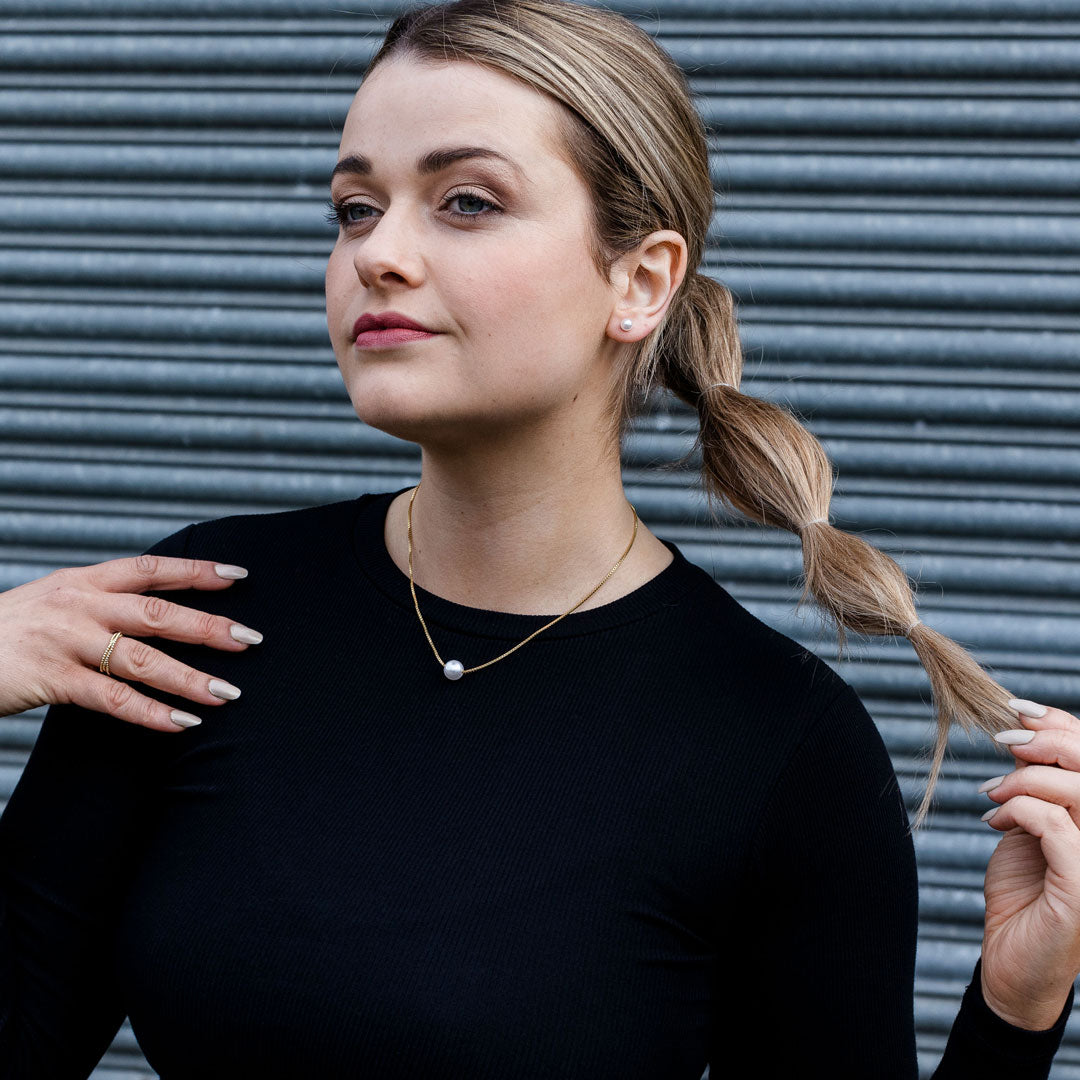 Trendige Frisuren & passende Ohrringe