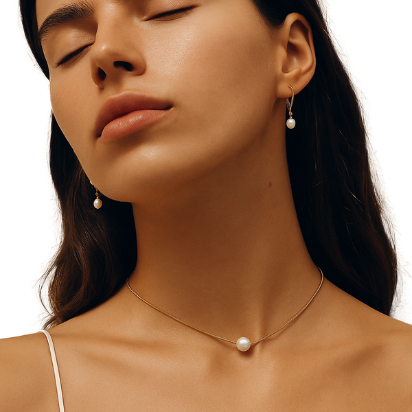 Kette mit weißer Perle