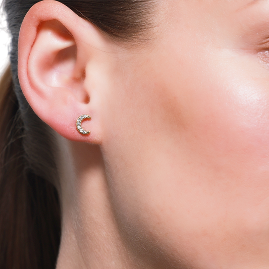 Glitzernder Halbmond-Ohrring für stilvolle Looks