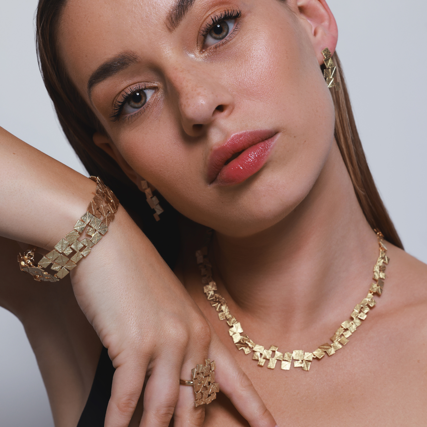 Trendschmuck im Winter – Diese Styles sind jetzt angesagt ❄️