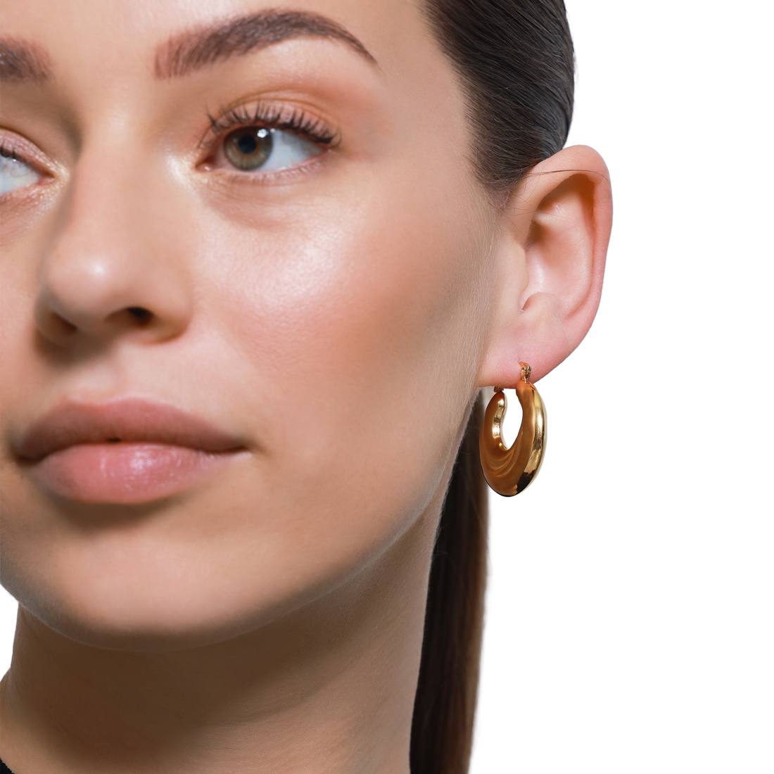 Goldene Creolen Ohrringe – Zeitloser Schmuck für Frauen