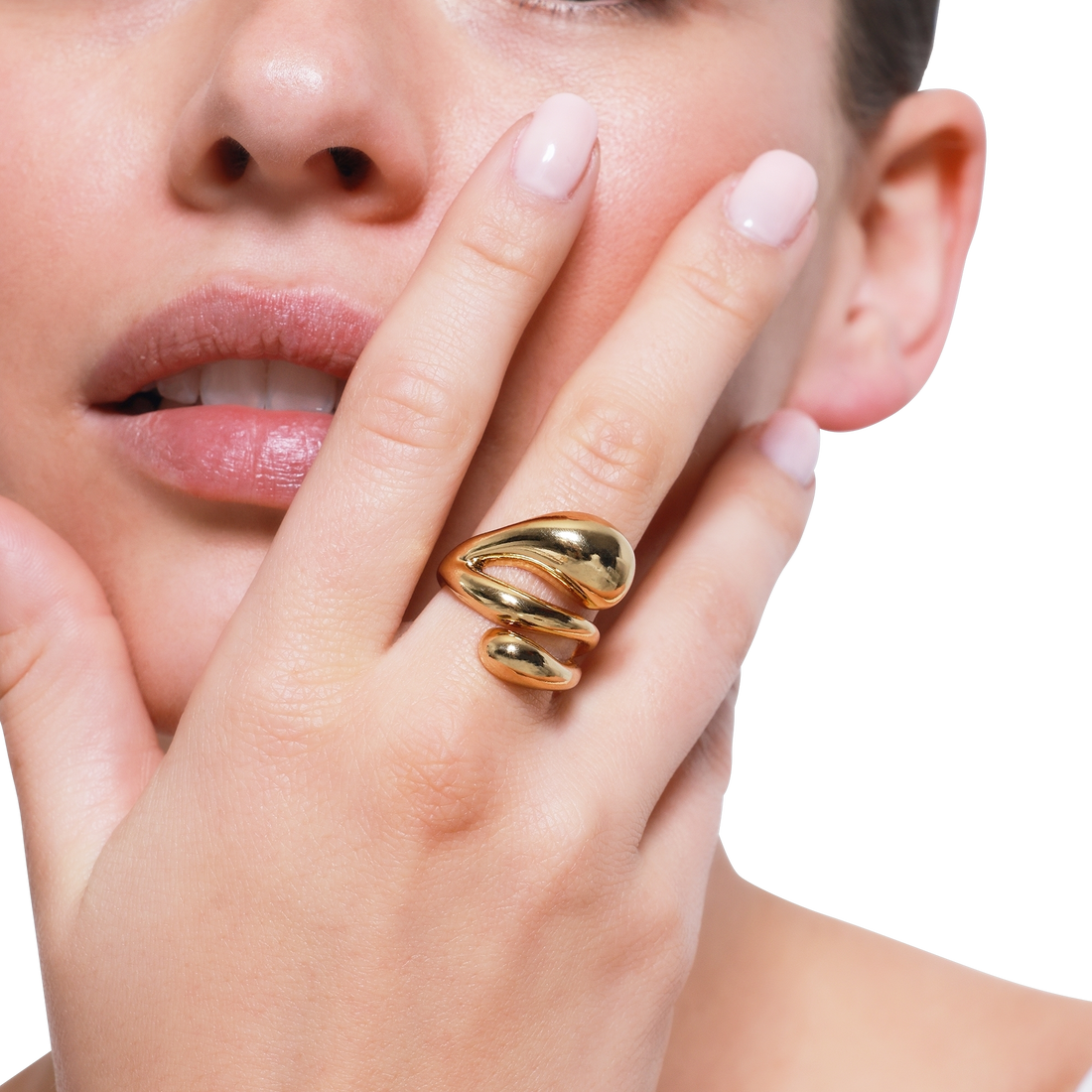 Eleganter Goldring als stilvolles Schmuck-Highlight