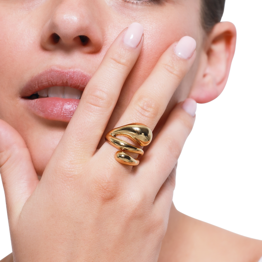 Eleganter Goldring als stilvolles Schmuck-Highlight