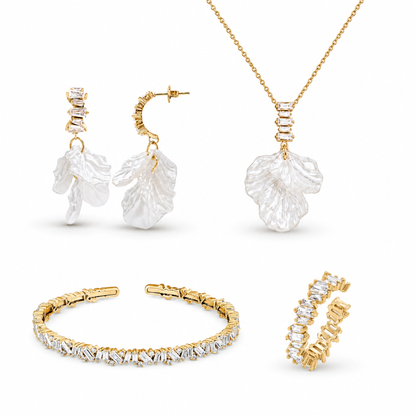 Adventsbox Celeste Gold – Damen Schmuckset aus Edelstahl in Nahaufnahme