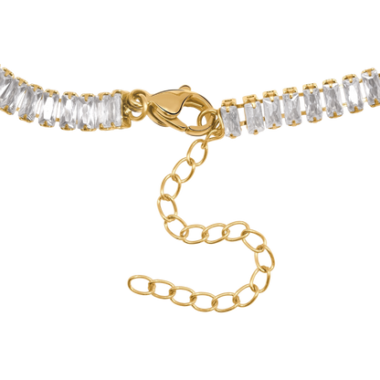 Armband Damen Edelstahl Zelie in Gold - gestylt zum Outfit