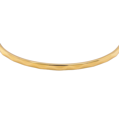 Armband Damen Edelstahl Brielle in Gold, offener Armreif im Detail