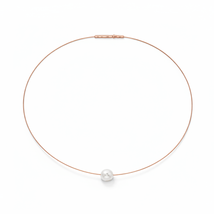 Kette mit weißer Perle