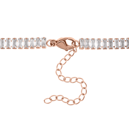 Halskette Damen Edelstahl Zelie Rosé gestylt zum Outfit