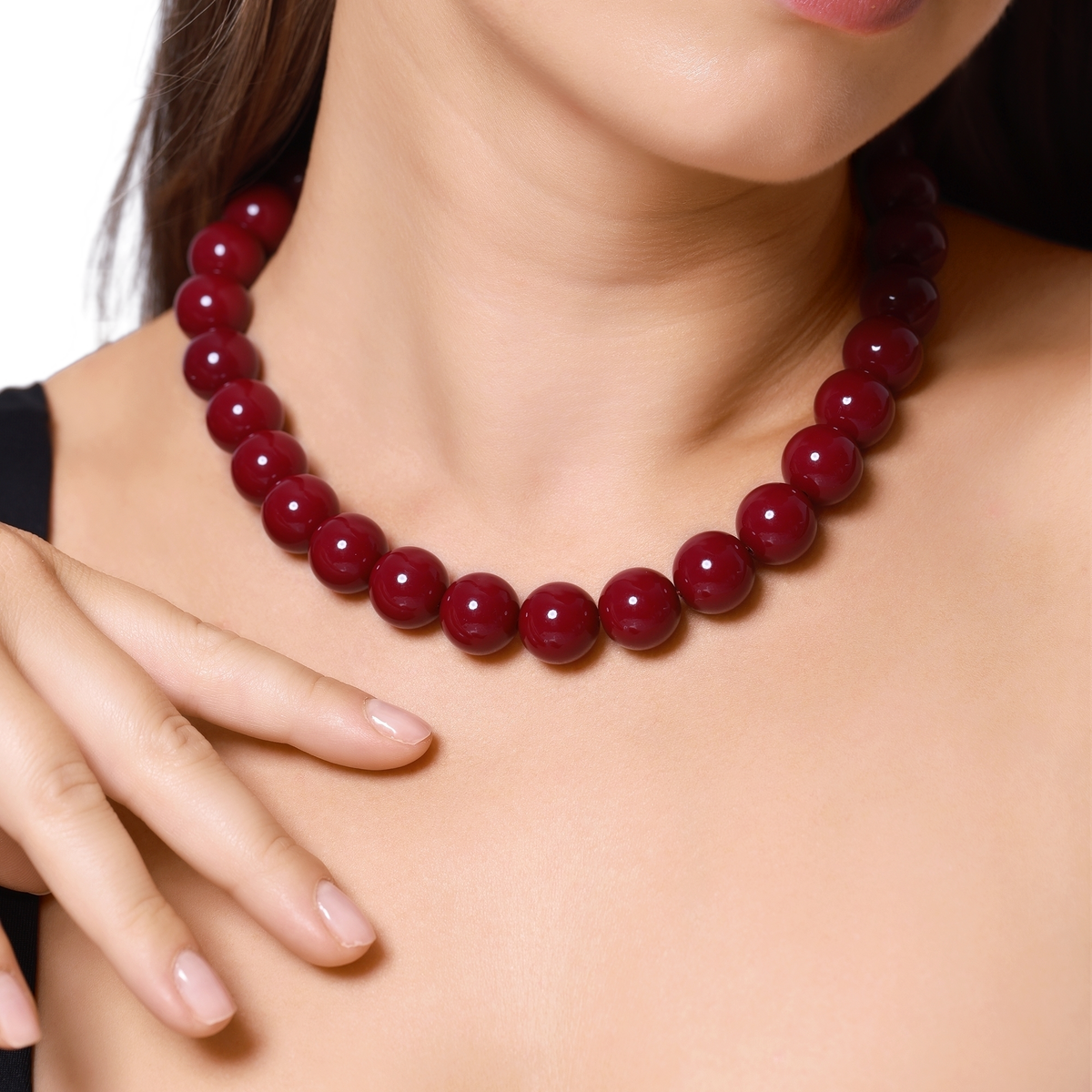 Halskette Damen Edelstahl Embla in Gold - Detailansicht des Fuchsia-Steins