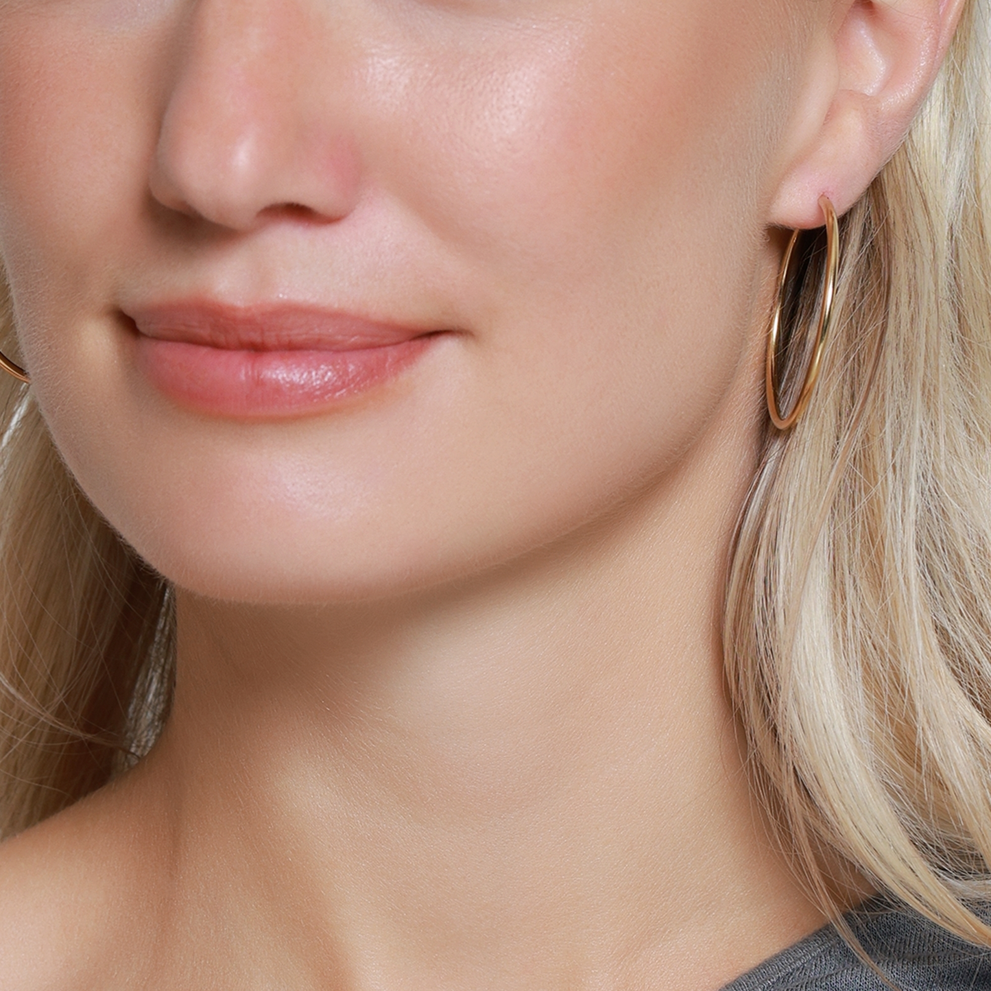 Ohrringe Damen Edelstahl Elide in Gold - Detailaufnahme