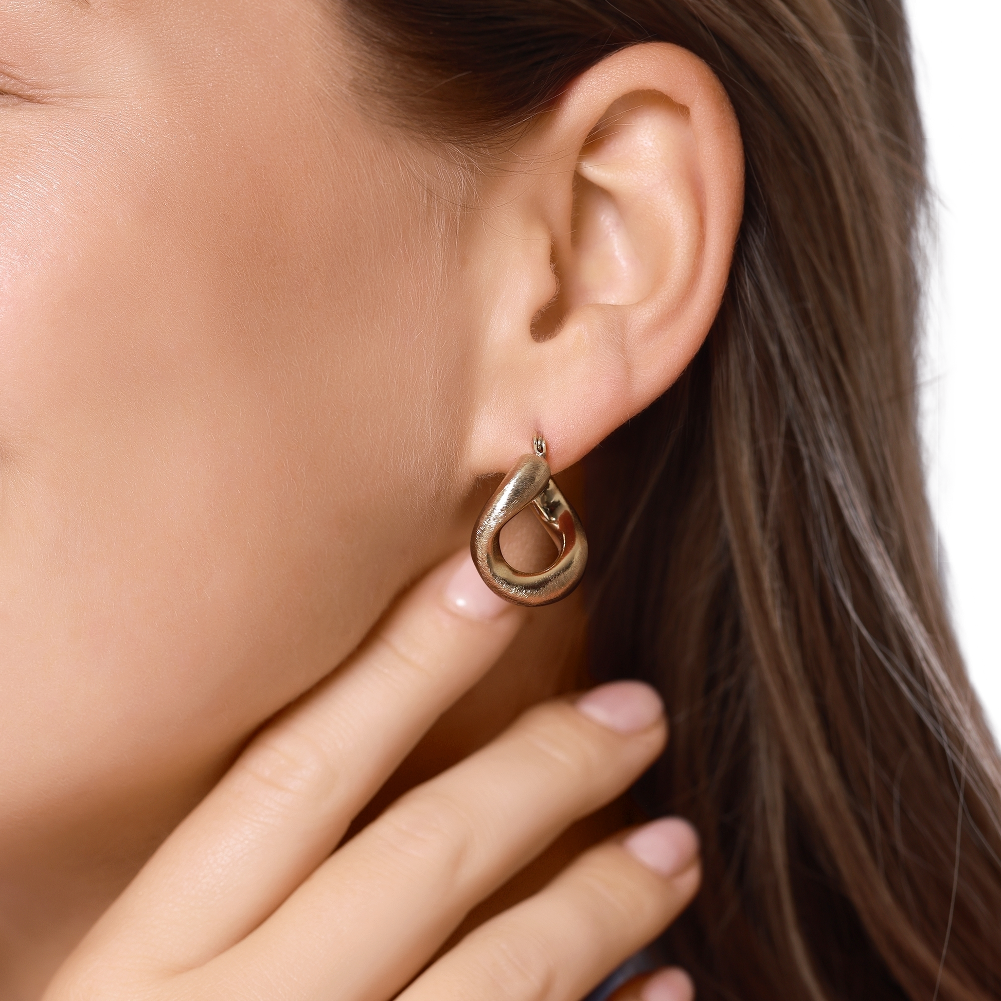 Ohrringe Damen Edelstahl Vika Gold Detail der gedrehten Form